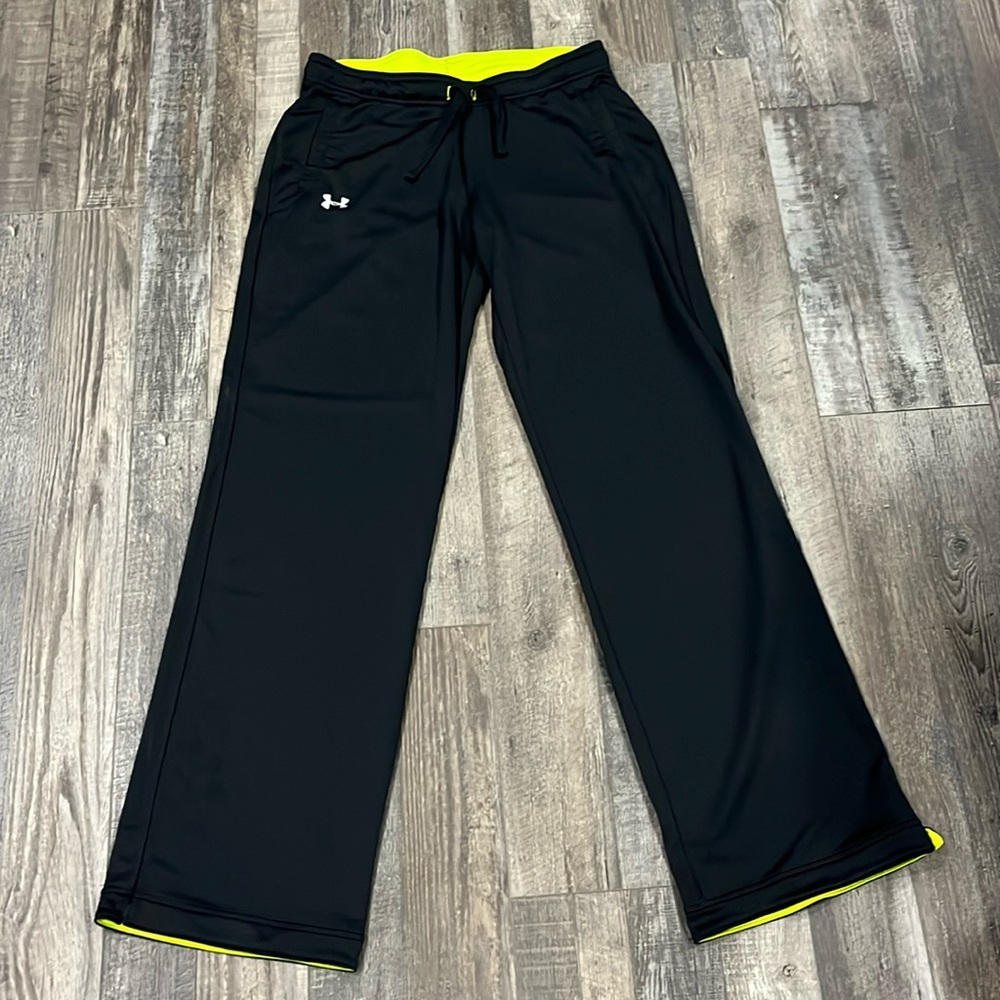 Under Armour semi-fitted heat gear athletic pants